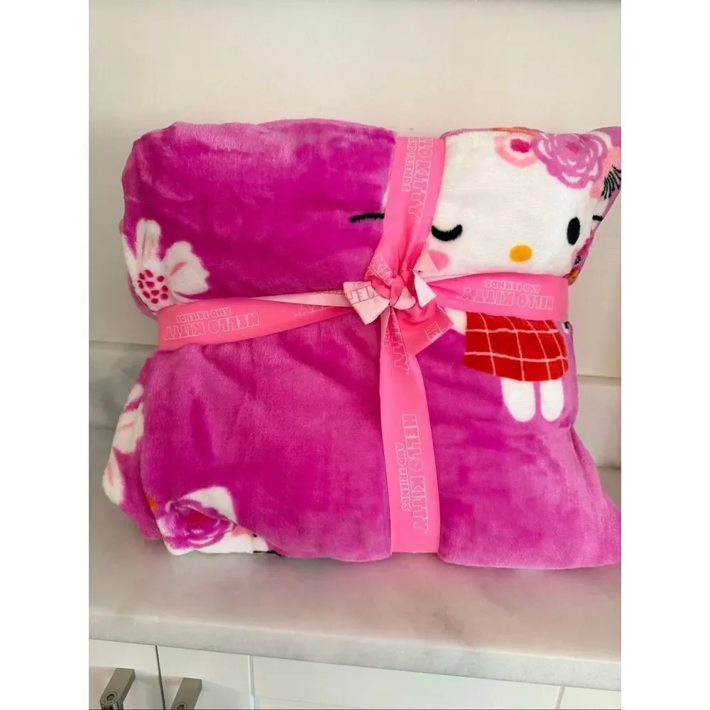 Sanrio Hello Kitty NWT Pink Hibiscus Daisy Floral Twin Plush Blanket Size 60x90